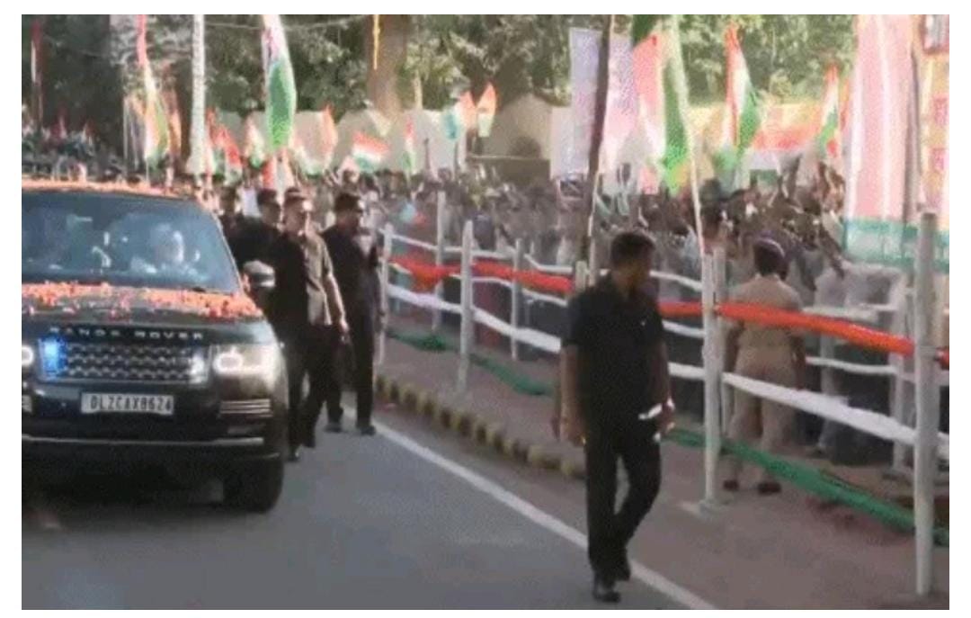 बिहार खबर : प्रधानमंत्री का रोड शो: पीएम ने पटना में 72 मिनट का रोड शो किया, बीजेपी दफ्तर में कार्यकर्ताओं के साथ 70 मिनट मीटिंग की… News published by:ncfbnews. Com.. Bihar state ( Tarun Kumar)..